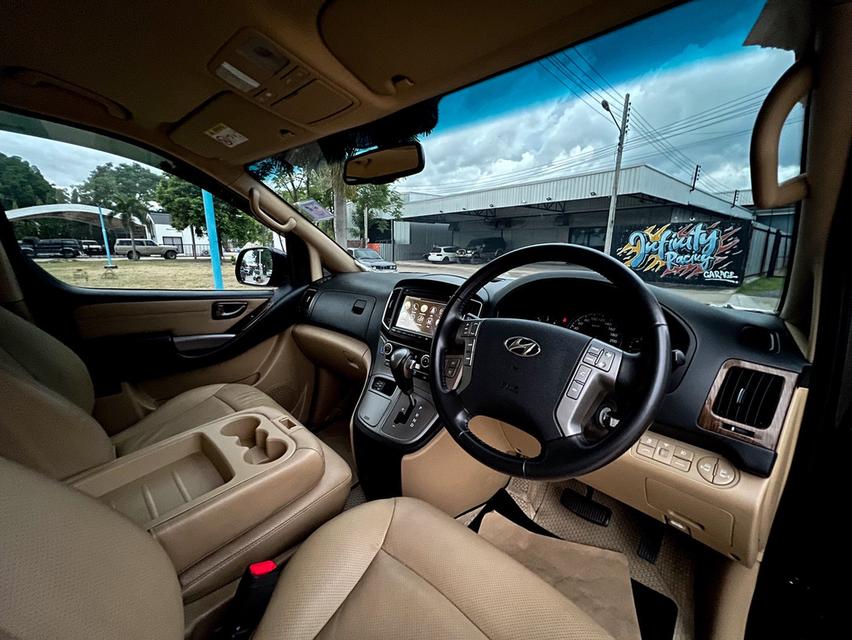 ขสย Hyundai H1 2.5Deluxe ปี20 11