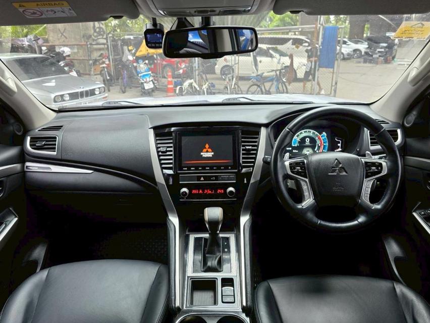 Mitsubishi Pajero 2.4GT ปี20 8