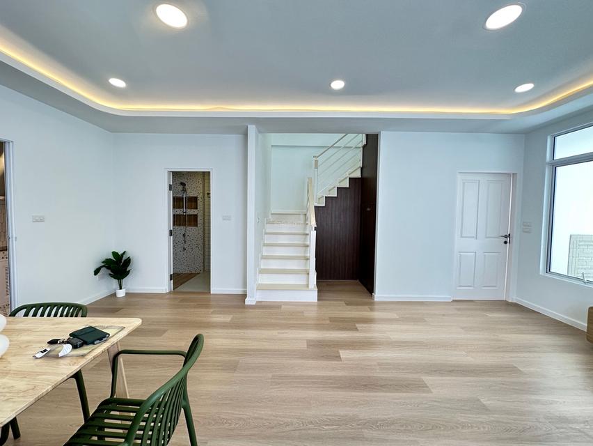 หมู่บ้านฮาบิเทีย เลียบคลองสอง 9