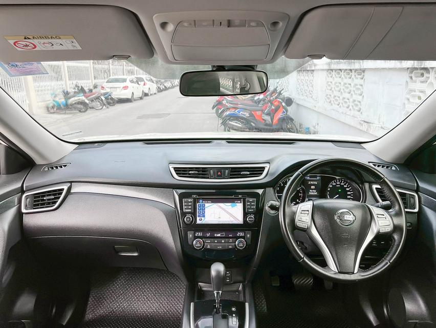 NISSAN X-TRAIL 2.0 V HYBRID 4WD ปี 2016
