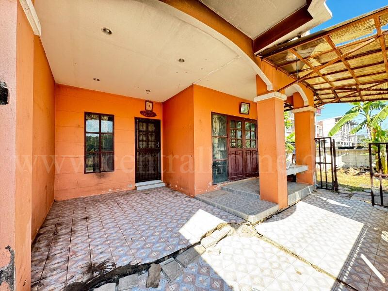 ทาวน์เฮ้าส์ ศิริวรรณ - ชวนชม บางบัวทอง หลังริม 2