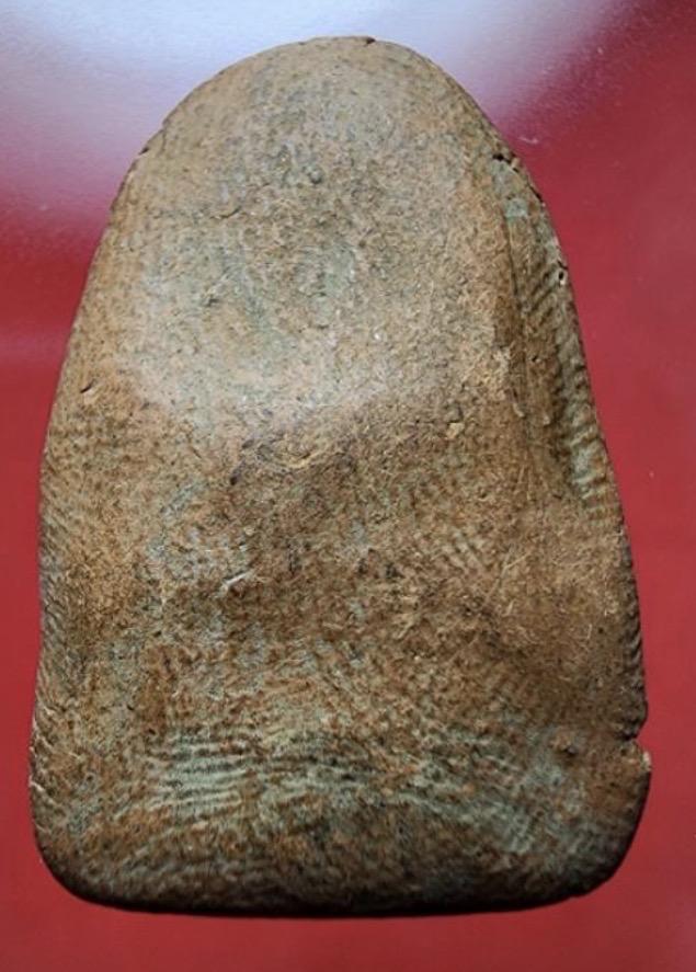 พิมพ์หายาก ยุคต้น !!! พระสังกัจจายน์ เนื้อดิน หลวงพ่อกวย วัดโฆสิตาราม จ.ชัยนาท รูปที่ 2