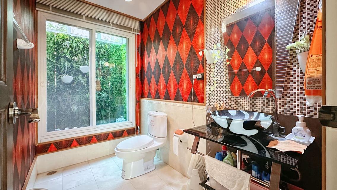 บ้านเดี่ยว ลัดดารมย์ ราชพฤกษ์ - รัตนาธิเบศร์ 1 หลังมุม พร้อมอยู่ 12