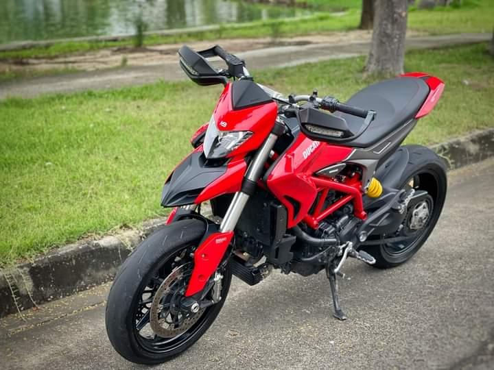 ขาย Ducati Hypermotard 5