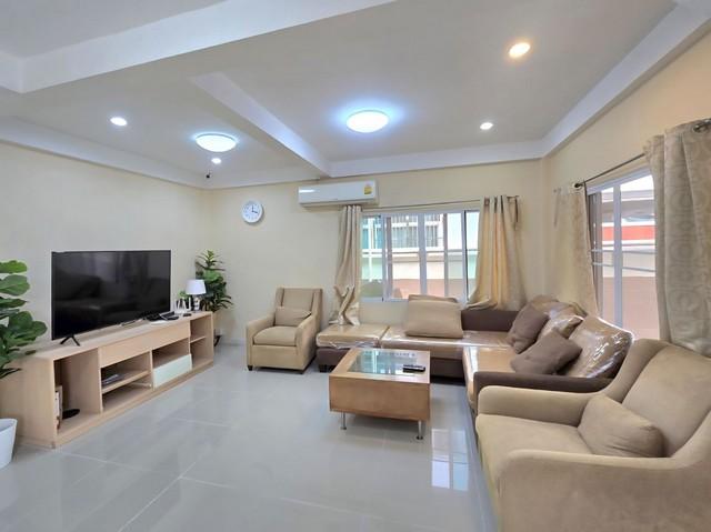 ให้เช่า บ้านเดี่ยว2ชั้น พื้นที่60ตรว. อยู่ถนน วิภาวดี20 ,ใกล้ ยูเนี่ยนมอลล์ 3