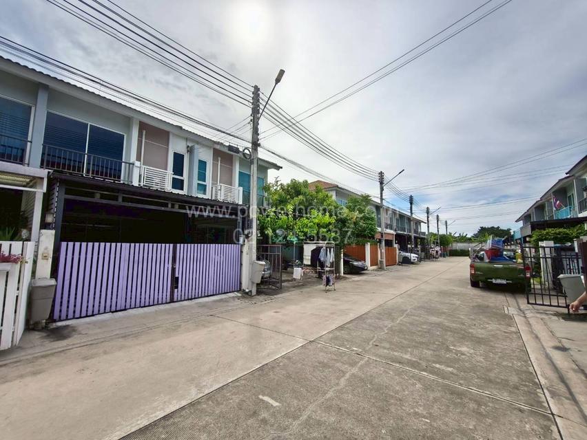 หมู่บ้านศุภาลัย เบลล่า กรุงเทพฯ-ปทุมธานี ถนนกรุงเทพฯ-ปทุมธานี ตำบลบางเดื่อ อำเภอเมืองปทุมธานี จังหวัดปทุมธานี 3