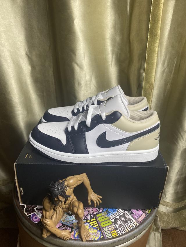 AIR JORDAN1 LOW  SUMMIT WHITE OFF NOIR