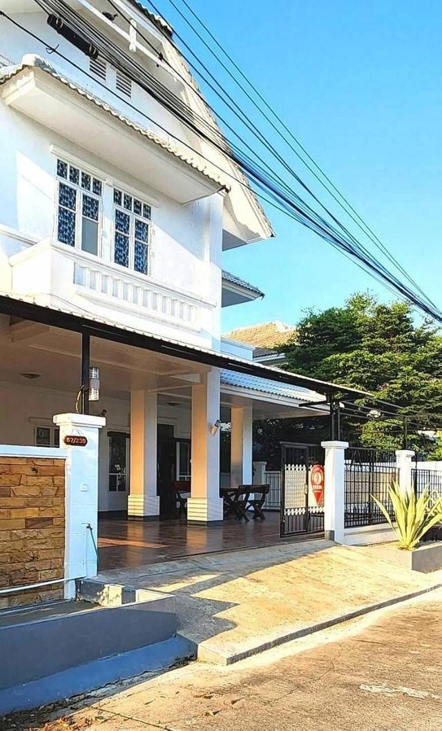 4Forrentปล่อยเช่าบ้านเดี่ยว หมู่บ้านดิโอเรียลตัลเฮ้าส์ ถนนบางกรวย-ไทรน้อย ซอยโรงหมี่ รหัสประกาศ B959 1
