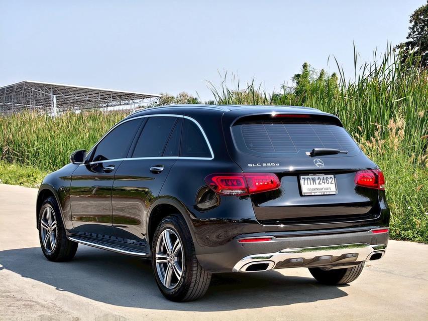 Mercedes-Benz GLC 220d 2.0L 9A/T ปี 2021 4