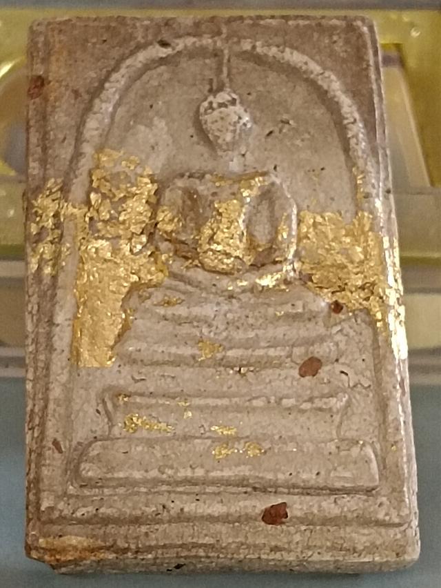 พระสมเด็จวัดระฆังพิมพ์เกศทะลุซุ้ม