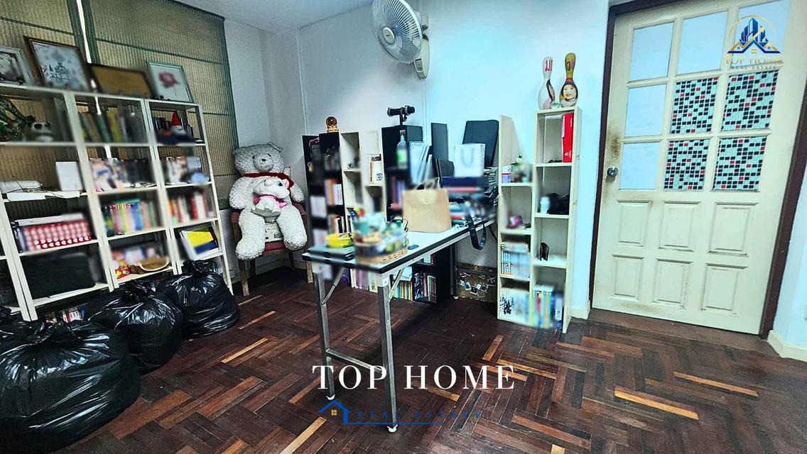 ขายด่วน ทาวน์โฮม 3 ชั้นขนาดใหญ่ ลาดพร้าว 101 ซอย 5 19