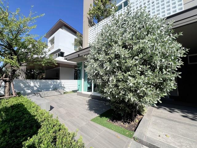 ขายบ้านตัวอย่างบ้านเดี่ยว 3 ชั้น 62 ตร.วา 4 ห้องนอน เนอวานา แอบโซลูท บางนา Nirvana Absolute Bangna ติดถนนบางนา ติด Att U 2