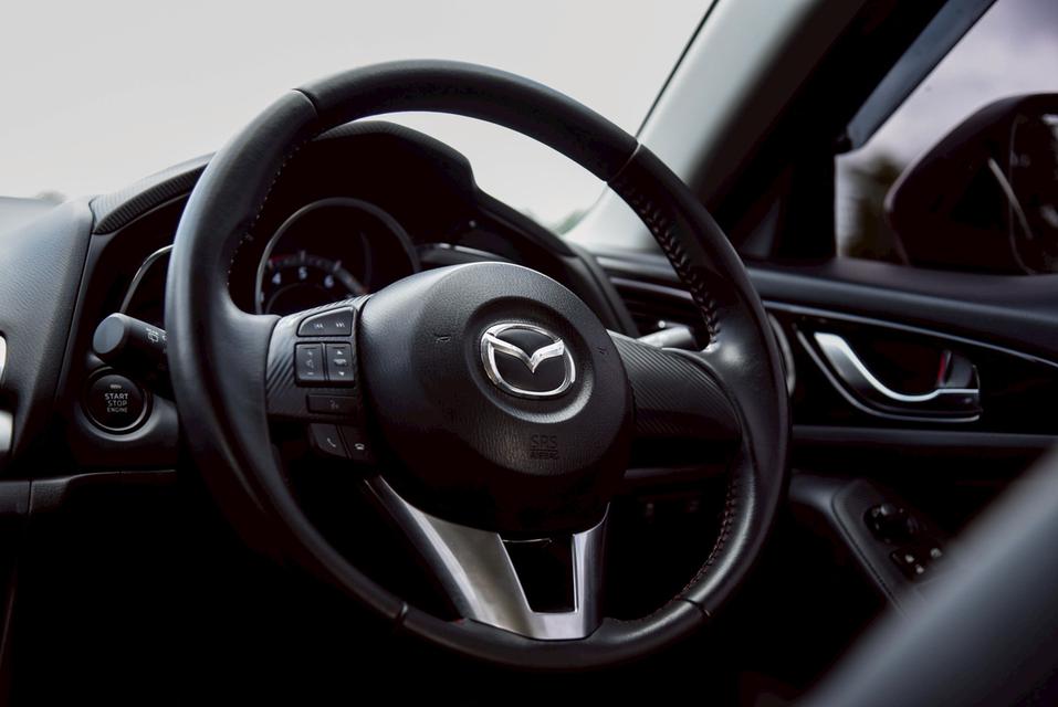 รหัสรถ CBL9465 Mazda 3 2.0 SP Sports Hatchback AT 2017 14