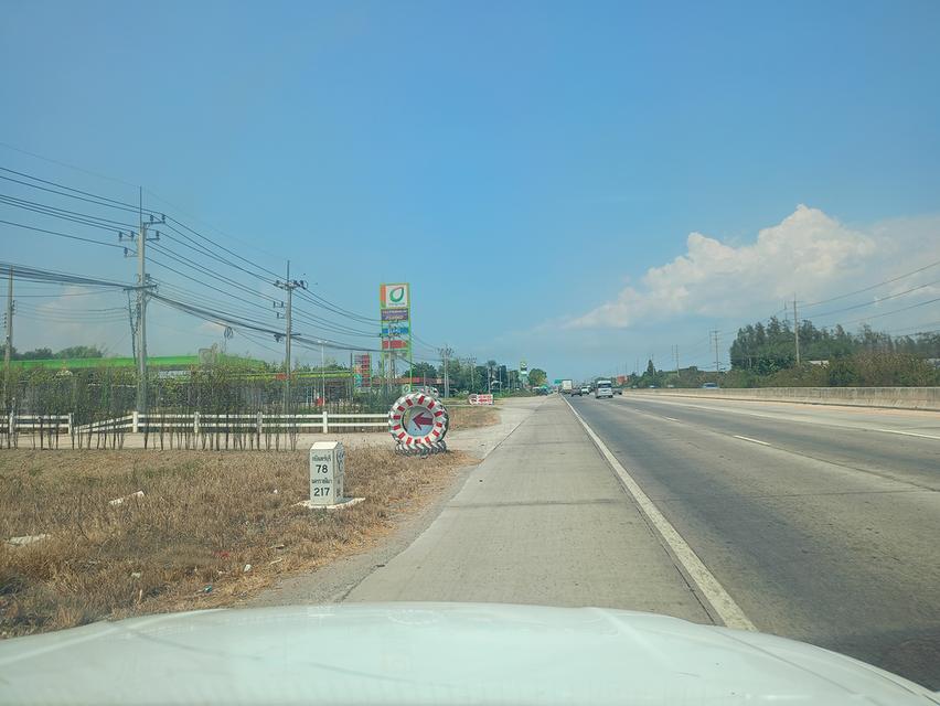 ที่ดินทำเลทอง ติดถนน 304 ถนนเมนหลัก 4เลน ติดปั้มนั้ามัน ถมติดถนน หน้ากว้างมาก จำนวน1-2ไร่ พร้อมส่งปลูกสร้าง ราคา7900,000 เจ้าของขายเอง โทร098-899-6522 12