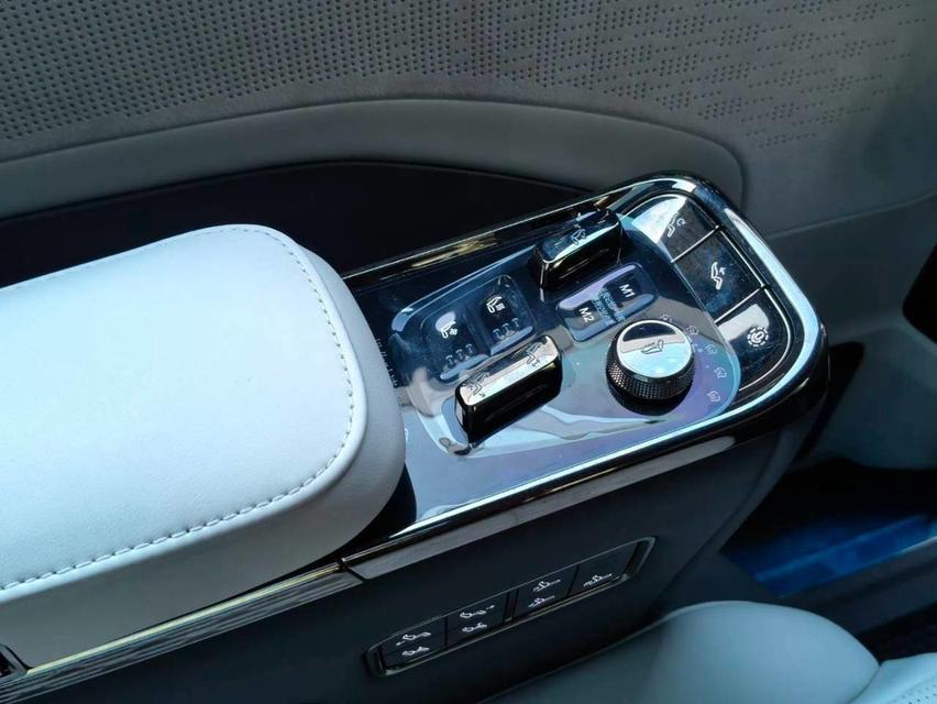 ✴️Zeekr 009 Flagship 6-Seats AWD รุ่น Top สุด ปี 2025✴️ รูปที่ 10