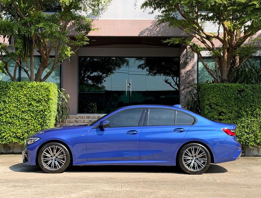 2021 BMW 320D MSPORT รถออกศูนย์ BMW THAILAND รถวิ่งน้อยเพียง 90,000 กม รถเข้าศูนย์ทุกระยะ รถไม่เคยมีอุบัติเหตุครับ รูปที่ 5