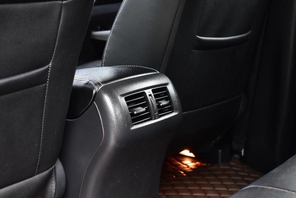 รหัสรถ PB5849 NISSAN NP300 NAVARA 2.5 V CARIBER 4x2 A/T 2020 9