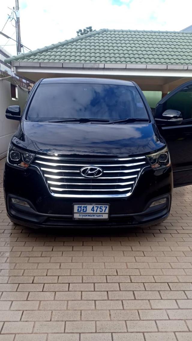 รถฮุนได H1 มือสอง รถใช้มือเดียว