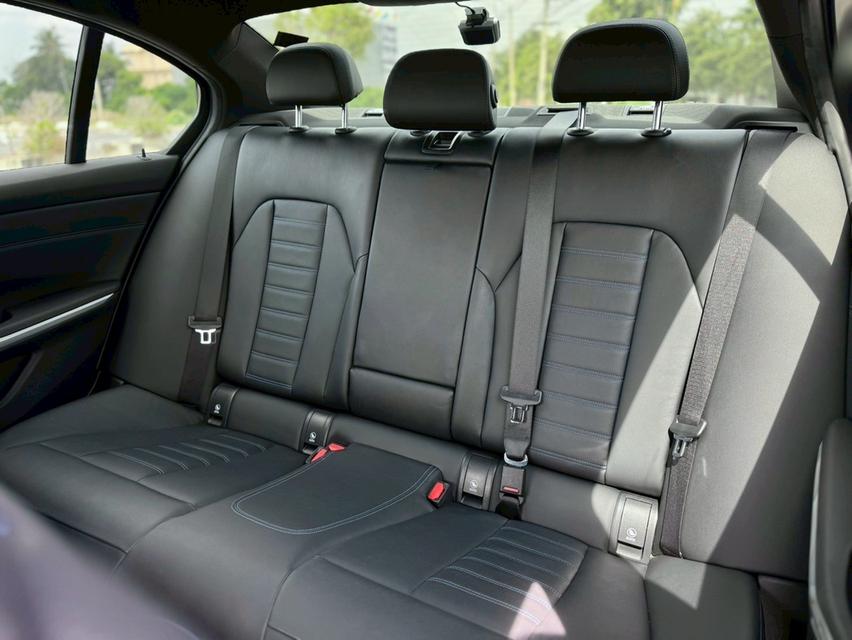BMW320d M Sport LCI 2023  ตัวท็อป เครื่องดีเซล ฟูลออปชั่น 19