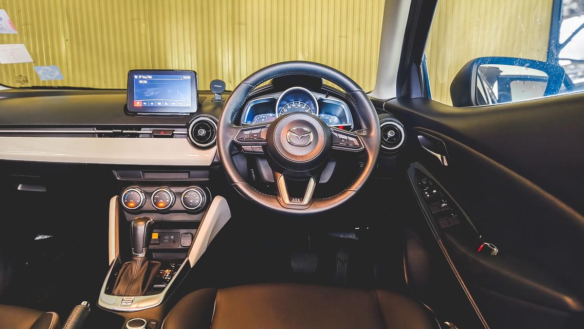 MAZDA 2 Hatchback 1.3 S Sport A/T ปี 2023 จด 2024 รูปที่ 11