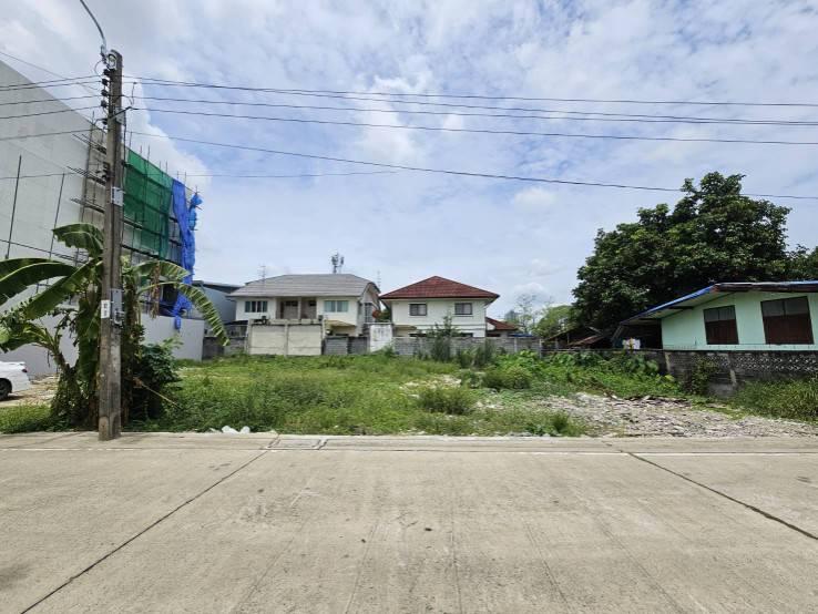 ขายที่ดิน ซอยติวานนท์24 แยก11 ถมแล้วบางส่วน  ใกล้สถานีรถไฟฟ้าแคราย 5
