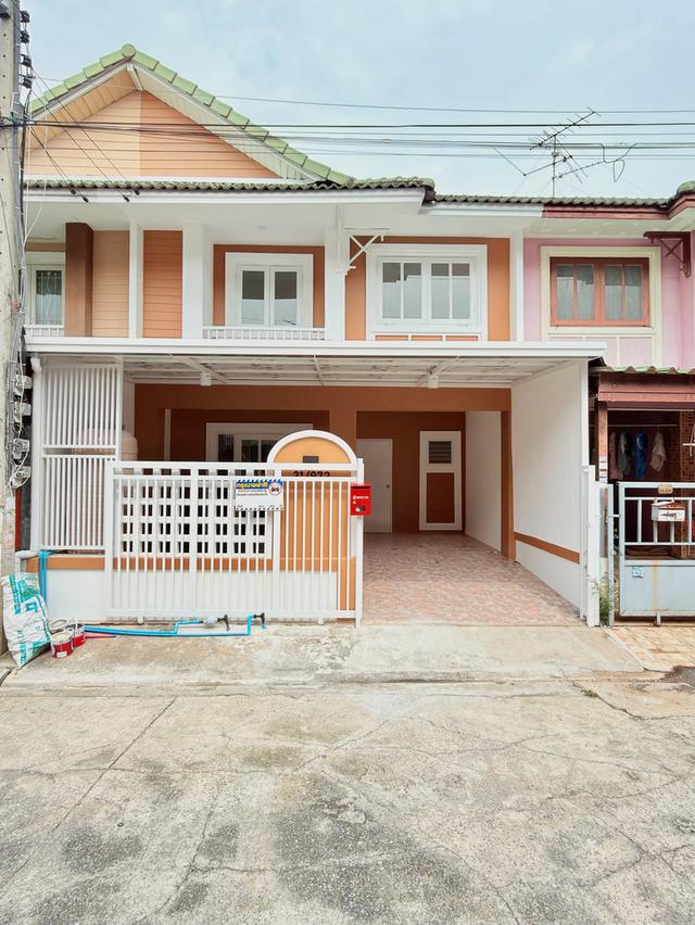 หมู่บ้านพฤกษา12 ซ.2/8  (โทรสอบถามราคา) 2