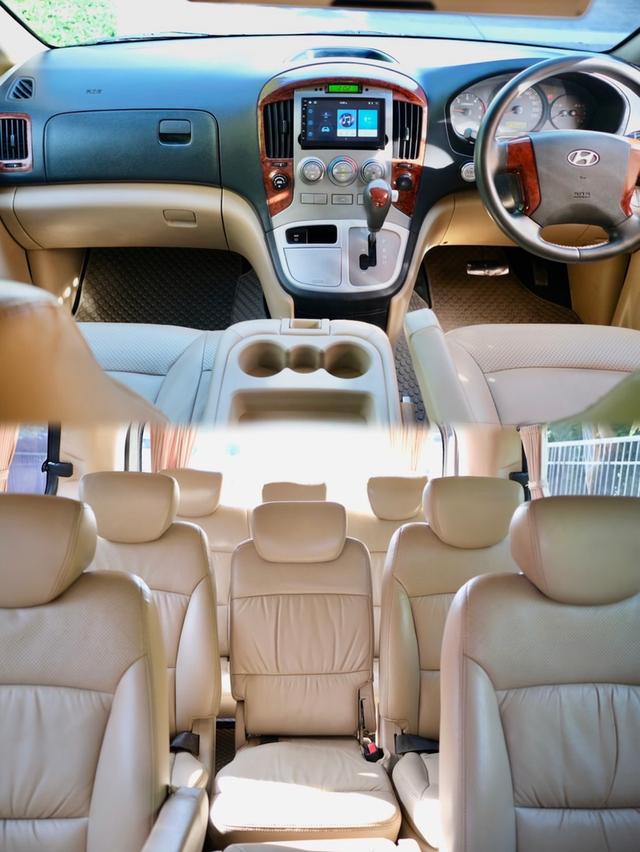 Hyundai H1 2.5 Deluxe ดีเซล  ออโต้  2009  เทา ไมล์ 10x,xxx กม 5