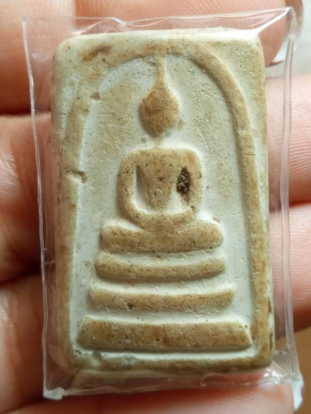 แบ่งปันพระสมเด็จวัดระฆังเก่าเก็บหมดแล้วหมดเลย