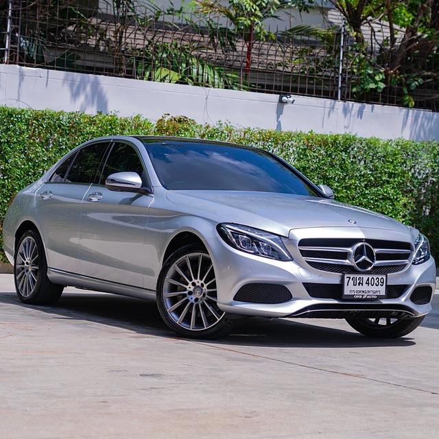 (แจ้งรหัสรถ 12AT4039) Mercedes-Benz C350e 2.0 AMG Dynamic 2016