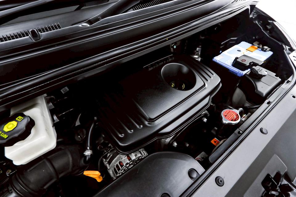 HYUNDAI H1 2.5 DELUXE 2017  6