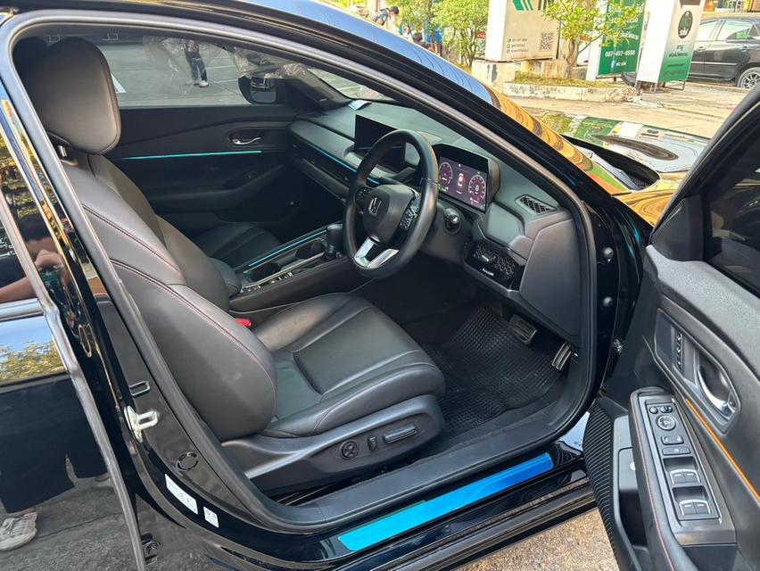 Honda Accord 2.0 e:HEV RS ปี 2023 8