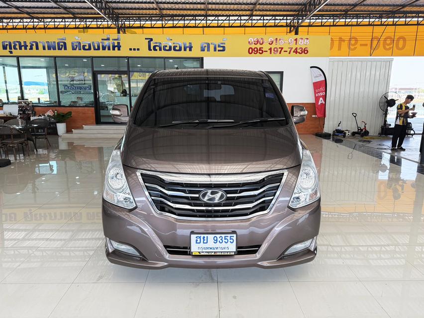  Hyundai H-1 2.5 Deluxe (ปี 2014) Wagon AT รถสวย สภาพดี ราถูก ฟรีดาวน์ ออกรถ0บาท รถตู้พรีเมี่ยม 11 ที่นั่ง 2