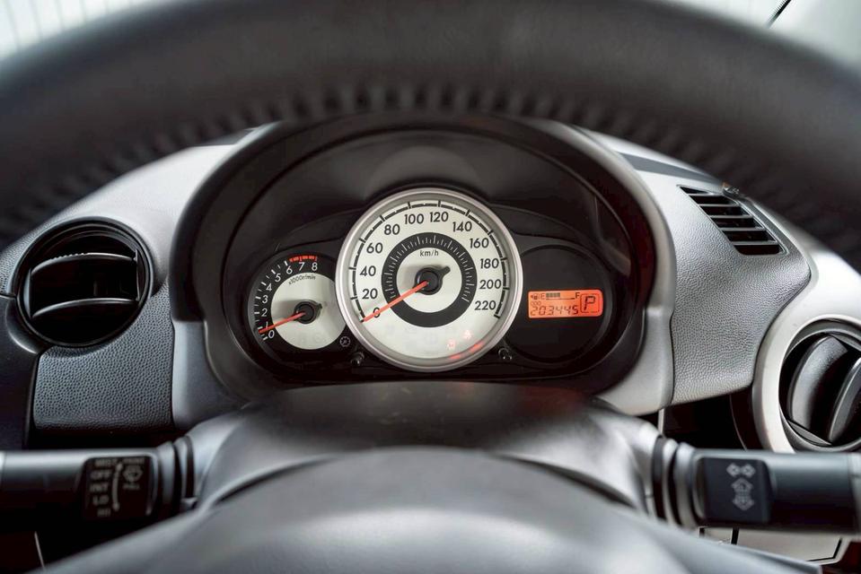  MAZDA MAZDA2 1.5 Groove Sports 2011  15