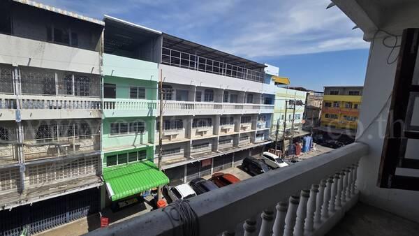 อาคารพาณิชย์ 4 ชั้น ซอยเพชรเกษม 93 ใกล้ตลาดอ้อมน้อย  12