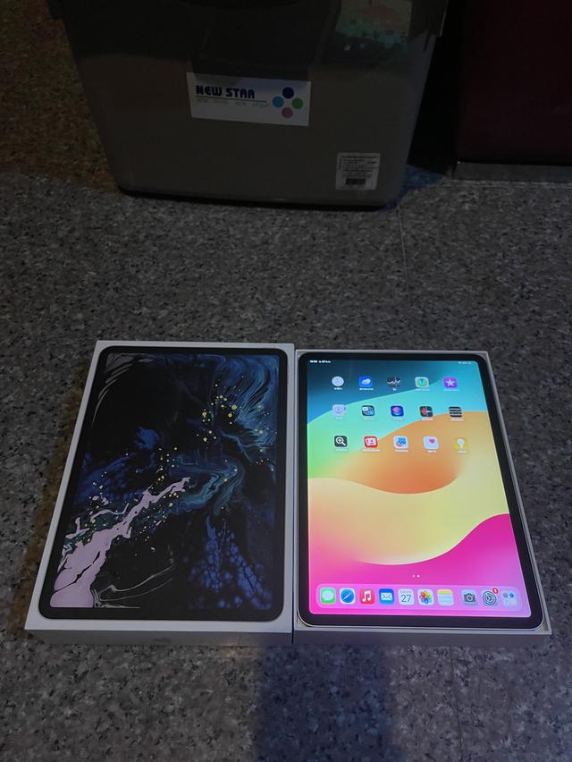 ขายiPadPro11นิ้วสีหายากSilver256กิ๊กสูนTrueยกกล่องอีมี่ตรงไร้รอยตกใช้งานดีทุกๆฟังชั่นถูกๆ