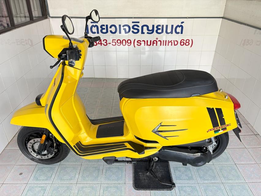 V200 GP สีเดิมโรงงาน ถังสวยไม่บุบ สภาพพร้อมขับ รถมือเดียว ใช้งานน้อย มีรับประกัน เครื่องดี ศูนย์ดี ชุดสีไร้รอย วิ่ง5000 ปี67