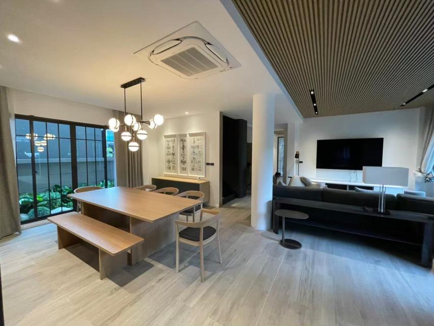 ขายบ้านเดี่ยว บางกอก บูเลอวาร์ด แจ้งวัฒนะ 2 ที่ดิน 87 ตร.วา 4 ห้องนอน 6 ห้องน้ำ สวยหรู เฟอร์นิเจอร์ครบ พร้อมเข้าอยู่ 5