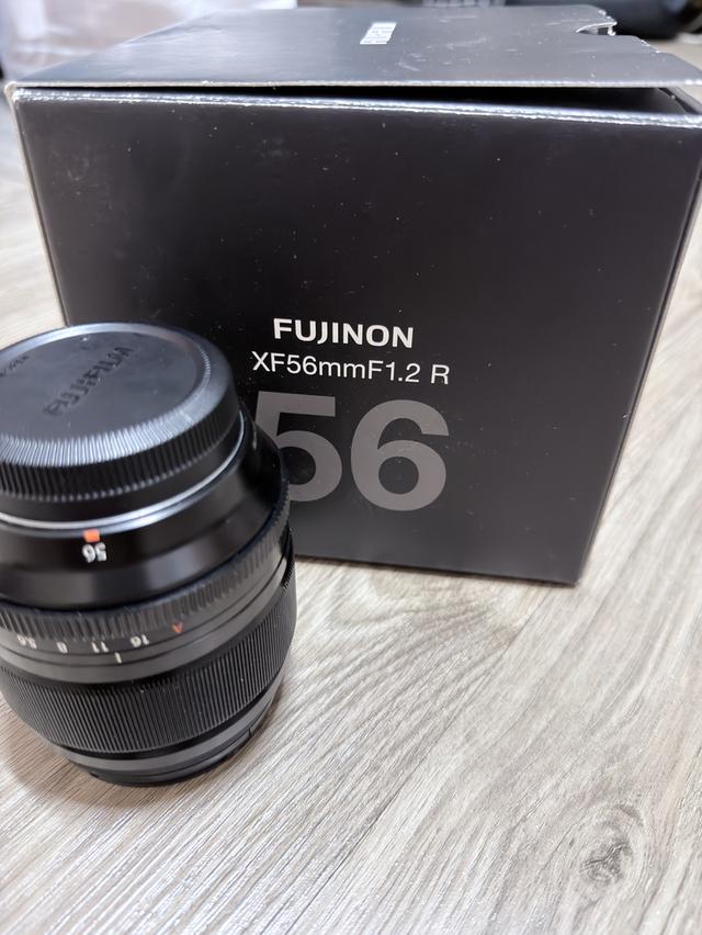 Fujinon XF 56mm f/1.2 R 6