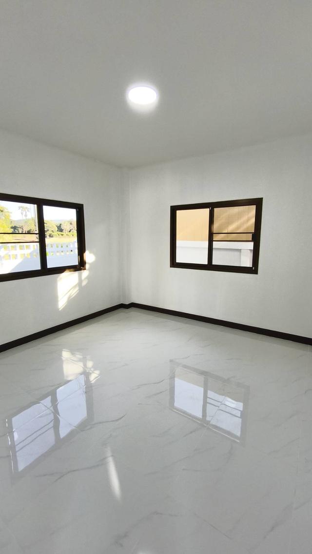 ขายบ้านพร้อมที่ดิน 40 ตร.ว. บ้านสวย บริการยื่นสินเชื่อให้ฟรี 8