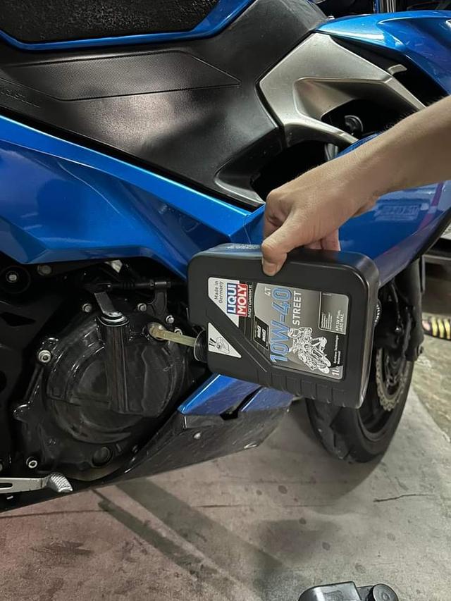 ขายรถ Kawasaki ninja 400cc สีน้ำเงิน 3