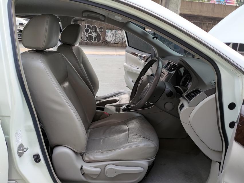 Nissan Sylphy 1.6 V AT ปี 2013 4