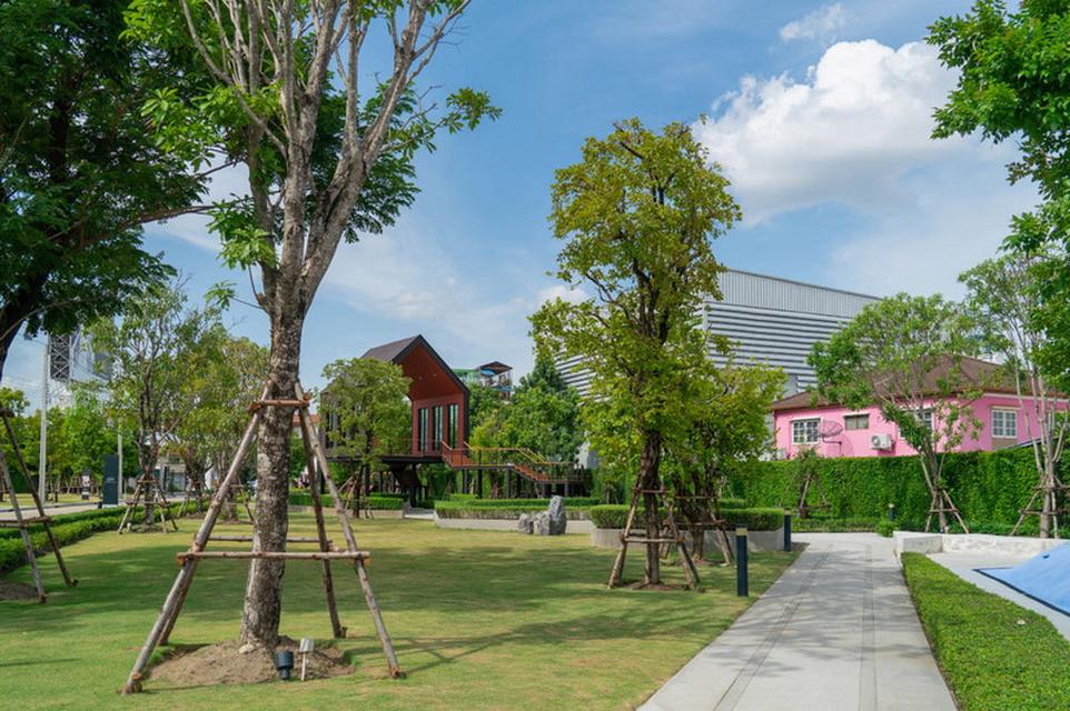 โครงการ เดอะ ซิตี้ ราชพฤกษ์-ปิ่นเกล้า 93 ตร.ว 5 นอน 6 น้ำ 1 แม่บ้าน ติดถนนเมน ถูกกว่าประเมิน และตลาด 11