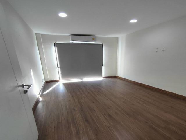ให้เช่าโฮมออฟฟิศ หลังมุม โครงการ ดิสทริค เอกมัย-รามอินทรา (DISTRICT Ekkamai - Ramintra) 6