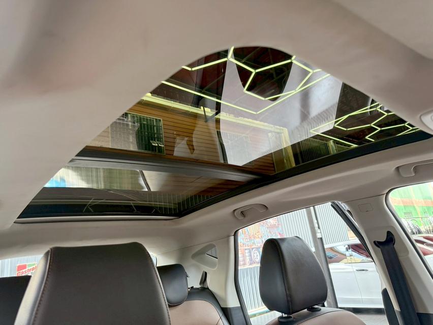 รถครอบครัวสภาพป้ายแดง ออพชั่นจัดเต็ม ท็อปสุดในรุ่น MG ZS 1.5 X+ SUNROOF ปี2018 6