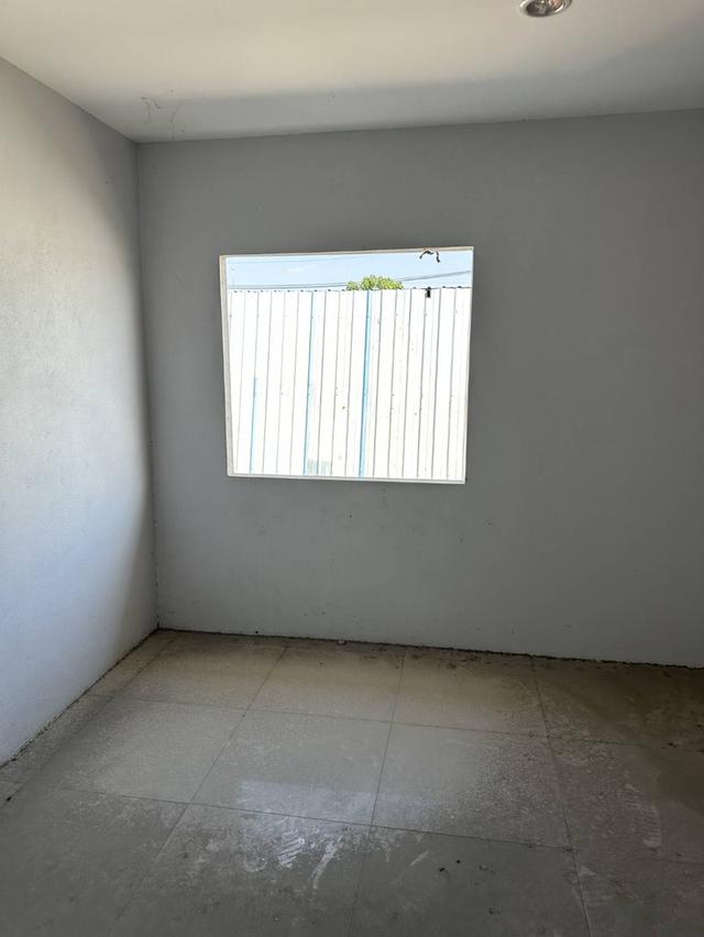 Town home 2 storage in samparn soi2 police academy college nakornpatom 9