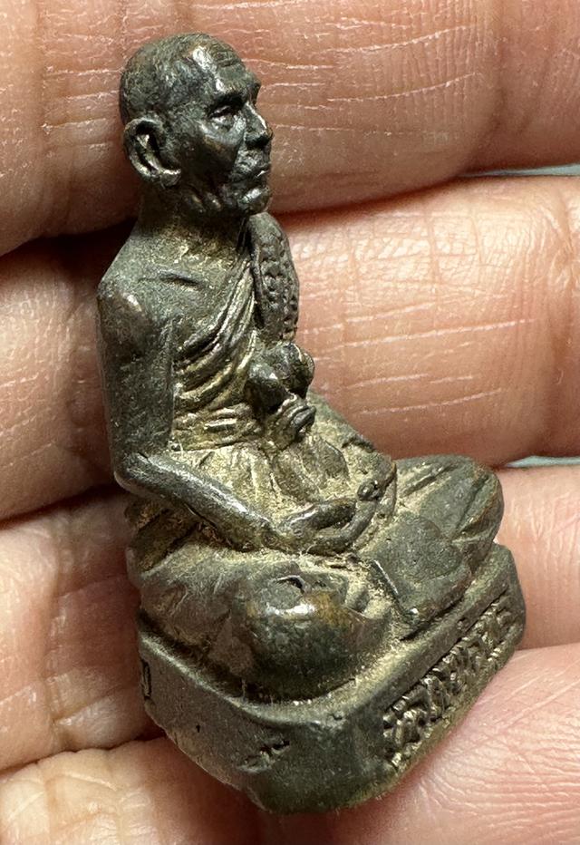 รูปหล่อล.พ.พูล วัดไผ่ล้อม รูปย่อยที่ 4