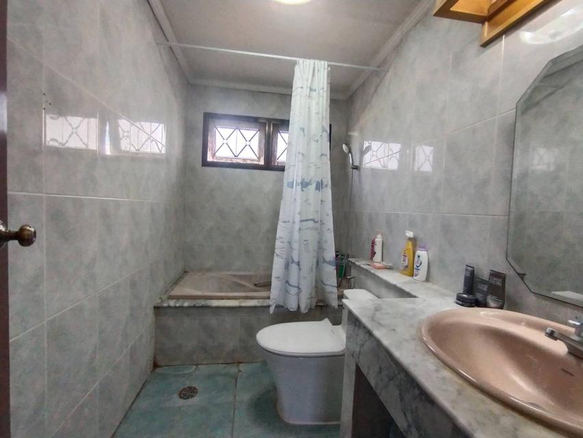 ขายบ้านเดี่ยว 2 ชั้นนอกโครงการ ใจกลางเพชรเกษม(ซอยเพชรเกษม 68)หลังมุมติดถนนซอย ขนาด 214 ตารางวา 17