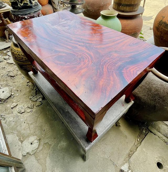 โต๊ะไม้ประดู่แผ่นเดียว โต๊ะไม้ประดู่ ขนาดยาว90ซม โต๊ะรับรองไม้ประดู่