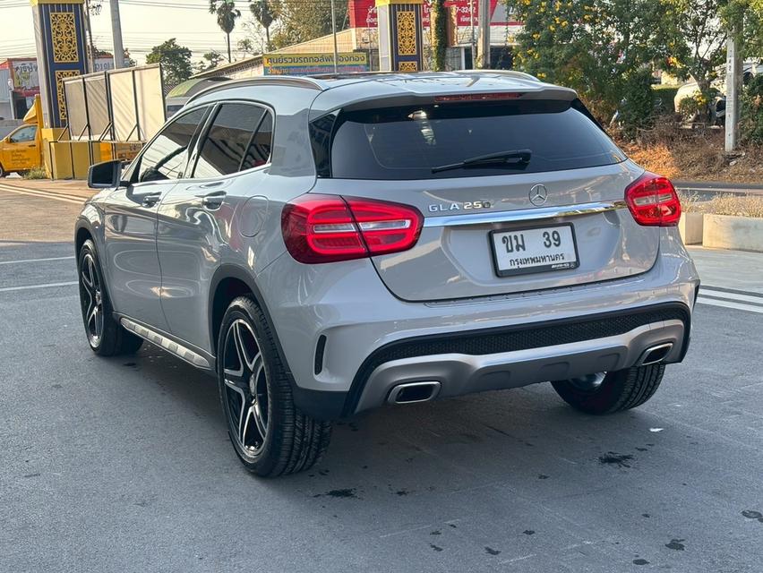 รหัสรถ KPV39 2017 BENZ GLA 250 AMG Dynamic สีน้ำเงิน 14