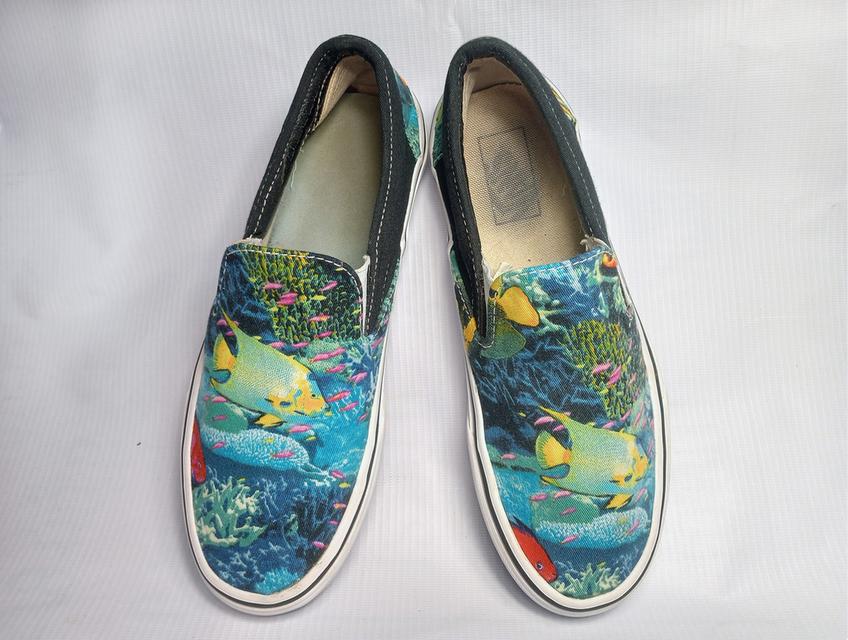 VANS ผ้าใบแบบสวม มือสอง สภาพเหมือนใหม่ จัดส่งฟรี! เก็บปลายทาง